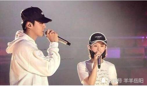 赵丽颖和吴亦凡跨年演唱《想你》网友:娱乐圈