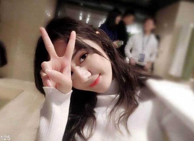 浙江卫视跨年:迪丽热巴性感献舞!网友却说:白期