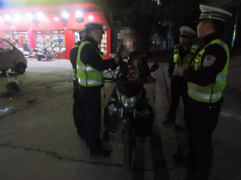 注意了!酒后坐副驾被判刑,与酒驾司机同罪!小长