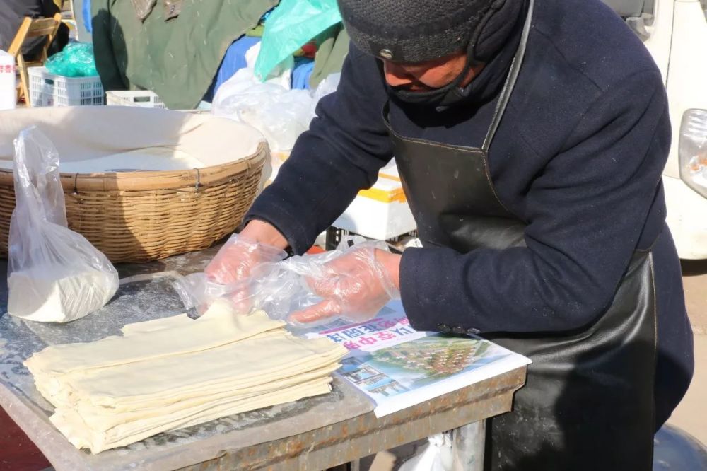 5亩桃园30头猪100只鸡,平邑卖豆腐皮的冯大哥