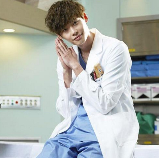 韩剧中的白大褂男神医生,你们为谁疯狂打call?