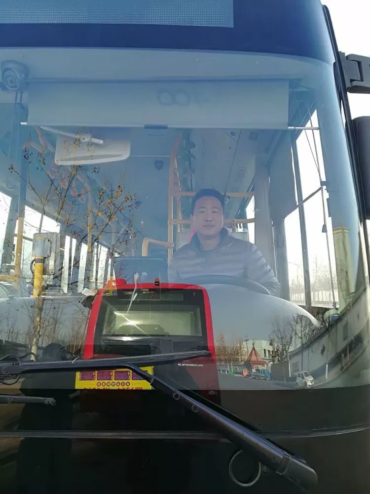 最美南和公交人:111公交车司机王俊玲!