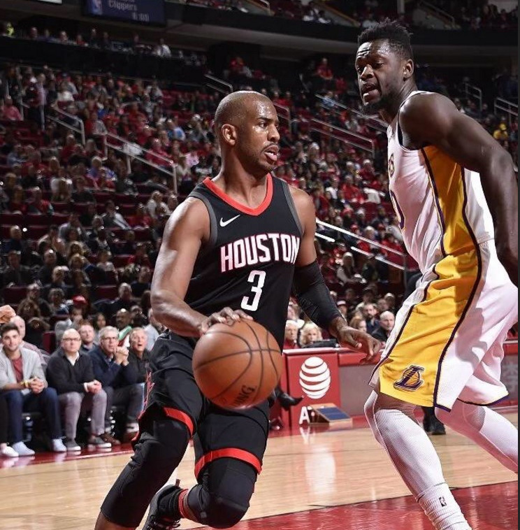 保罗复出,火箭终止连败,周琦板凳都没得坐,直接