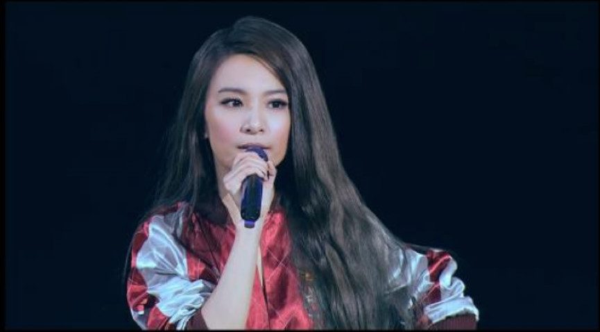 田馥甄唱完这首歌,何炅维嘉吴昕都哭了