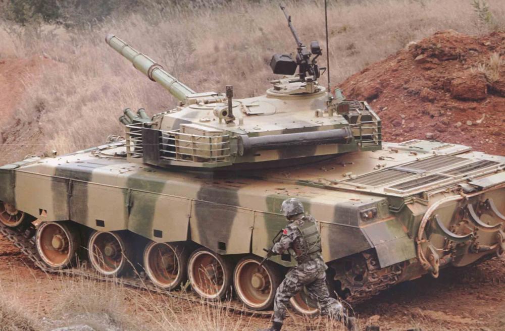 中国ztz 96式主战坦克一起去了解下