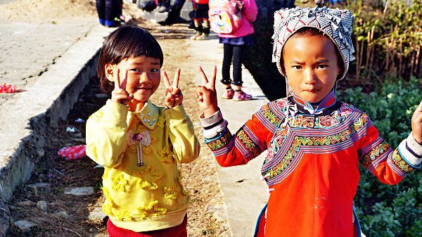 高山上的民族--住蘑菇屋的哈尼人