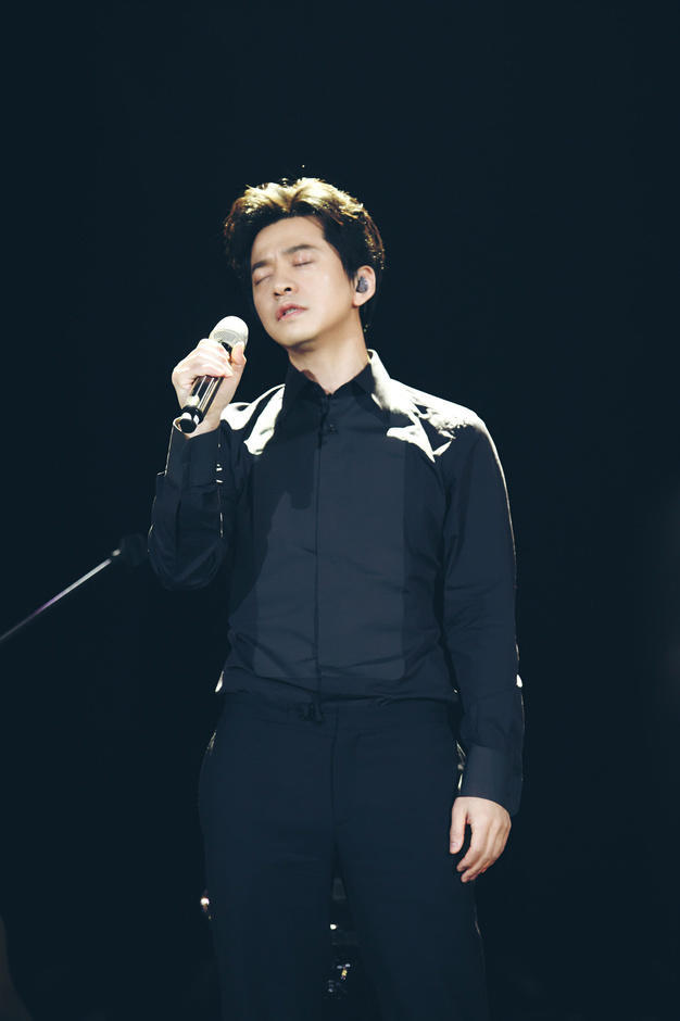 每日推荐歌单:李健《我愿人长久》,偶尔想找个