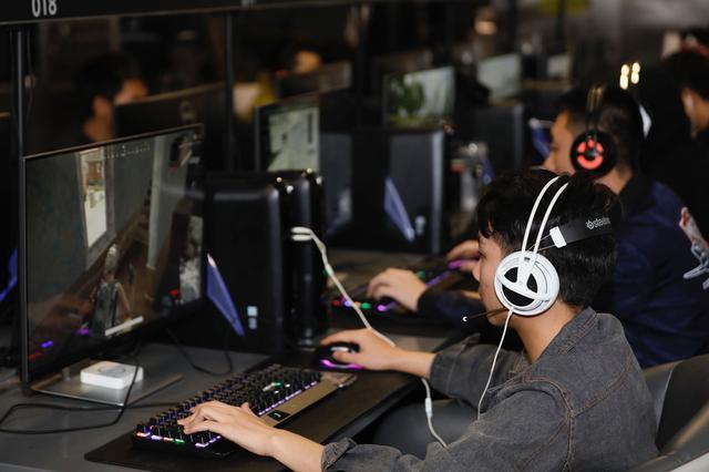 绝地求生热度赶超英雄联盟,成为2017最火大型网络游戏