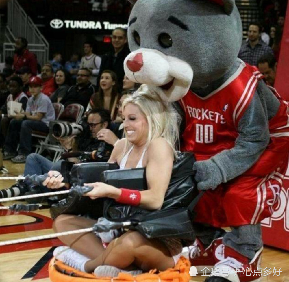 NBA哪个球队吉祥物最好?火箭熊随意把妹,勇士