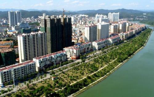 广西最大的地级市,比海南省大出近1000公里,却