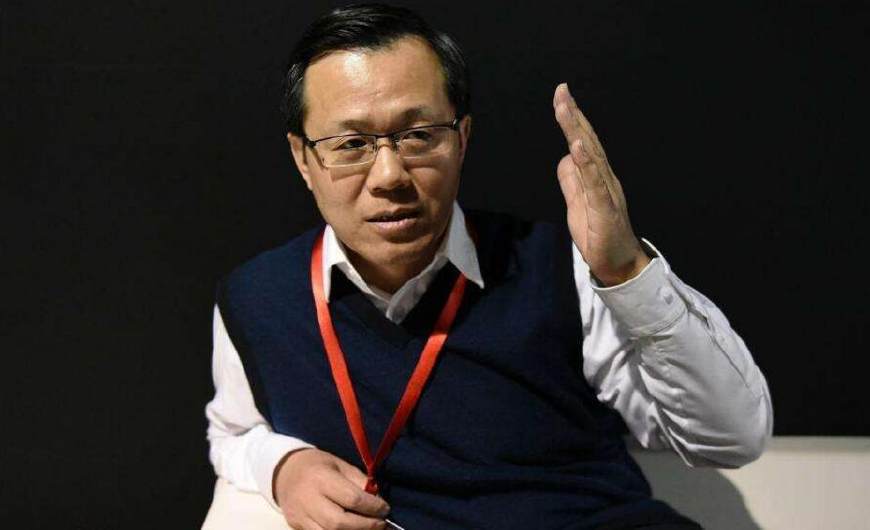 卓伟被公关遭骂惨,李小璐得救开始洗白,王思聪