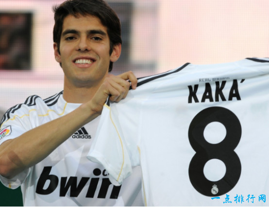 足坛十大最优雅的运动员 卡卡榜上有名梅罗无