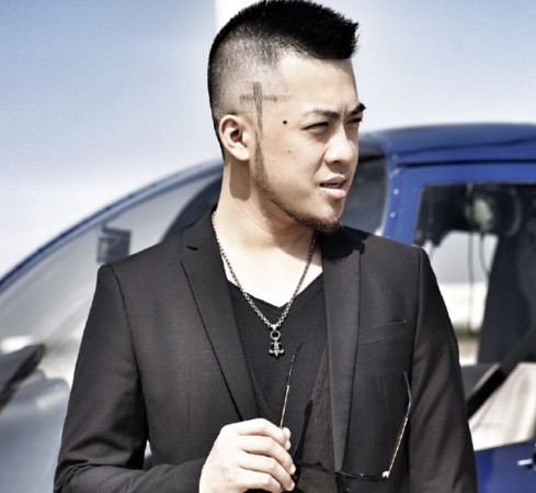 从赌场放哨到大壮的歌人人会唱,我们不一样原