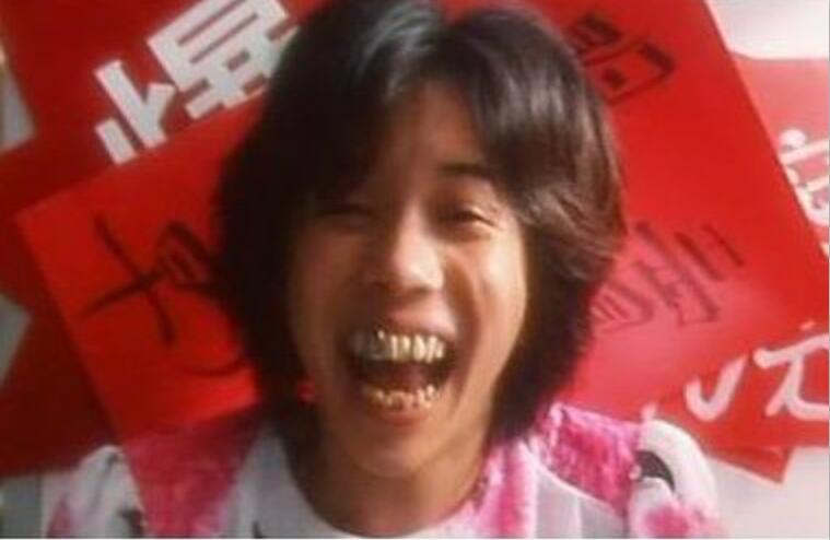 为什么莫文蔚为了星爷，甘愿在《食神》中演丑角呢