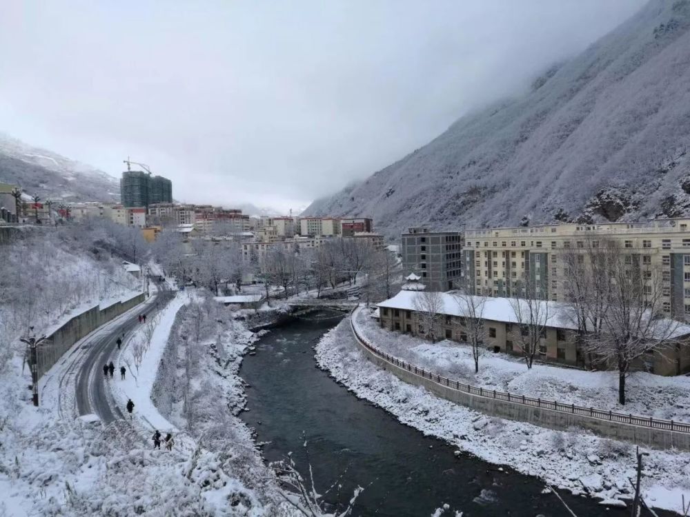 阿坝州黑水县城