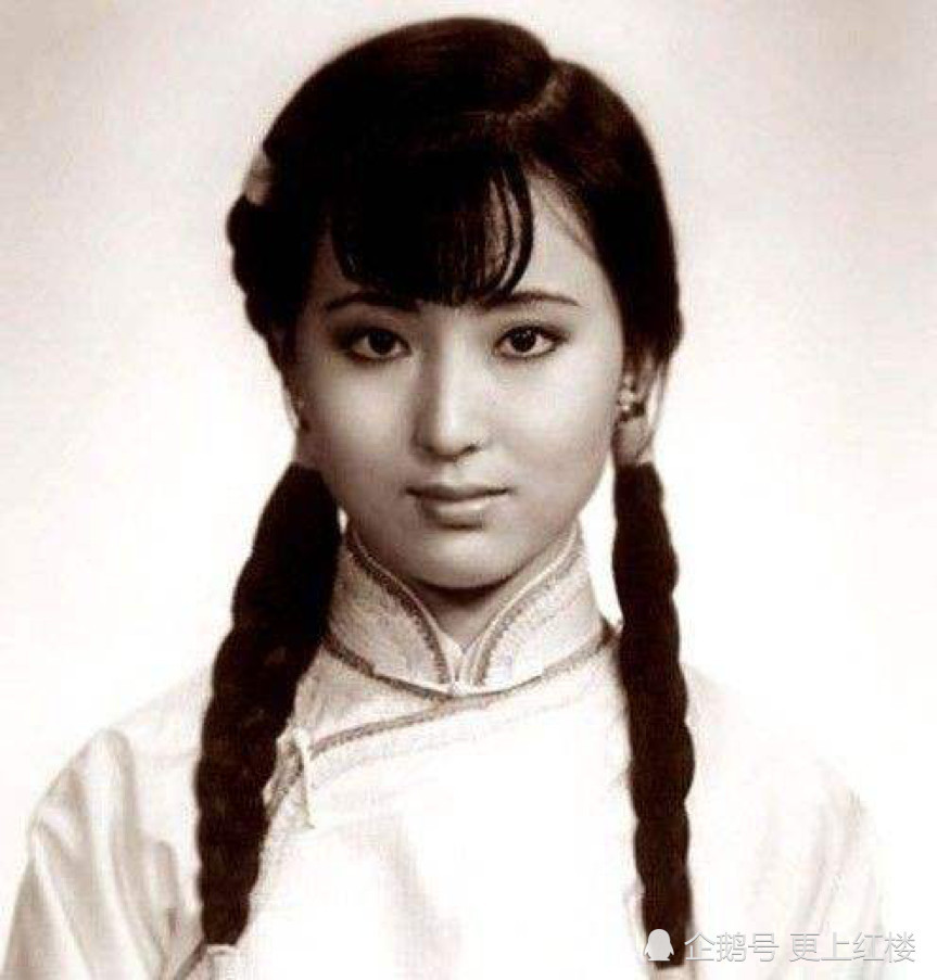 林黛玉扮演者陈晓旭,像极了民国走来的女子,比林徽因还美