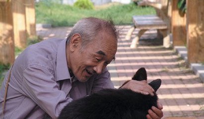 主角,晚年病床度过,生前数十位弟子却无一人前