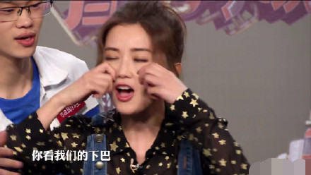 Twins扮丑怒怼观众,力证自己不装嫩没整容