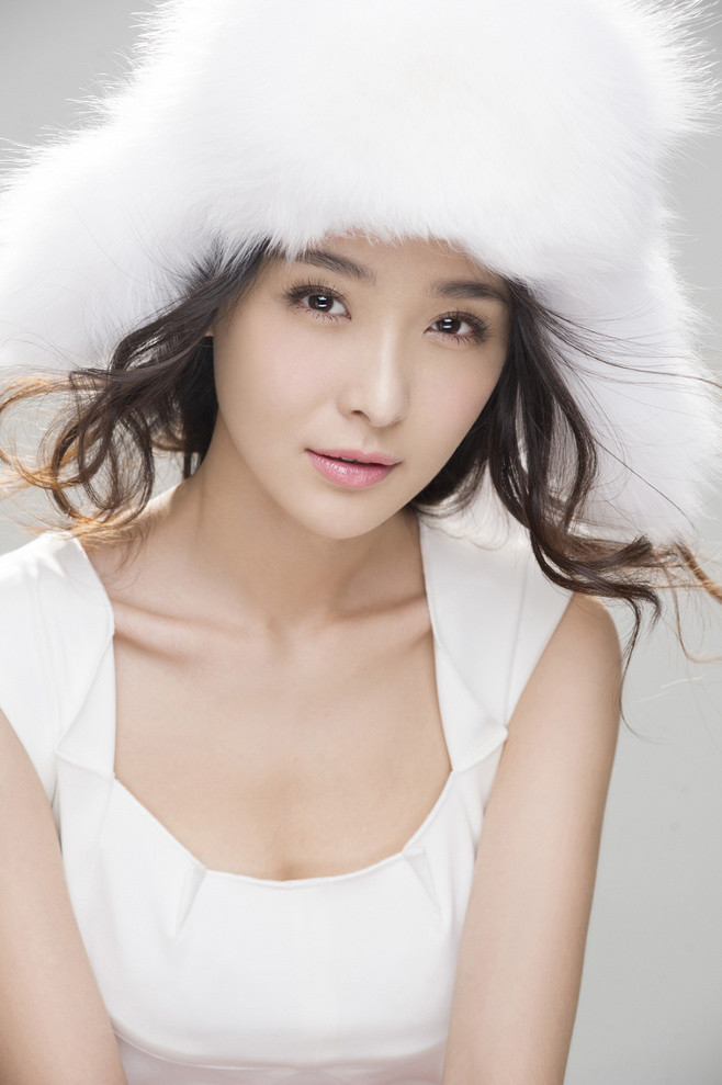 李曼,《满城尽带黄金甲》宫女蒋婵,相貌清纯阳光,有亲和力!