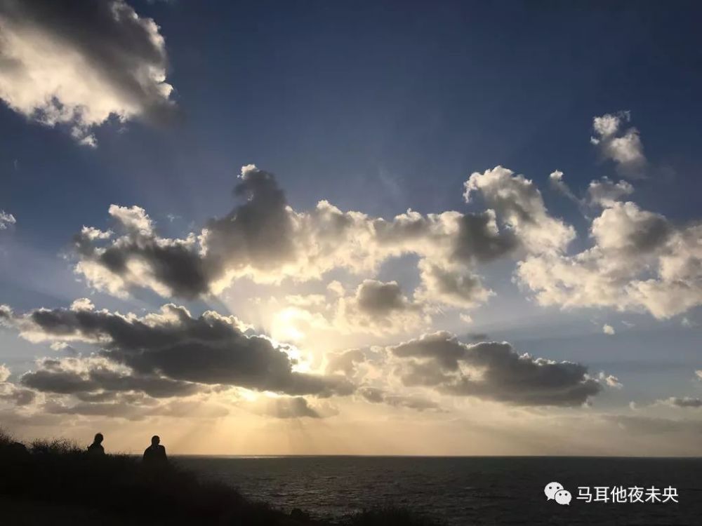 马耳他语言学校的坑