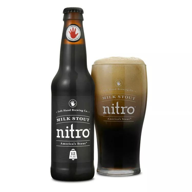 看完这十二瓶精酿啤酒,我把手上的百威扔了