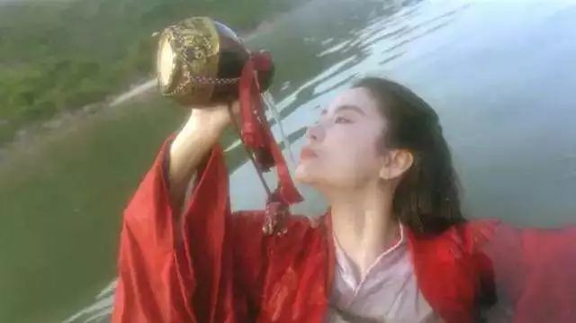 武侠金曲:江湖悠悠，独饮一壶浊酒