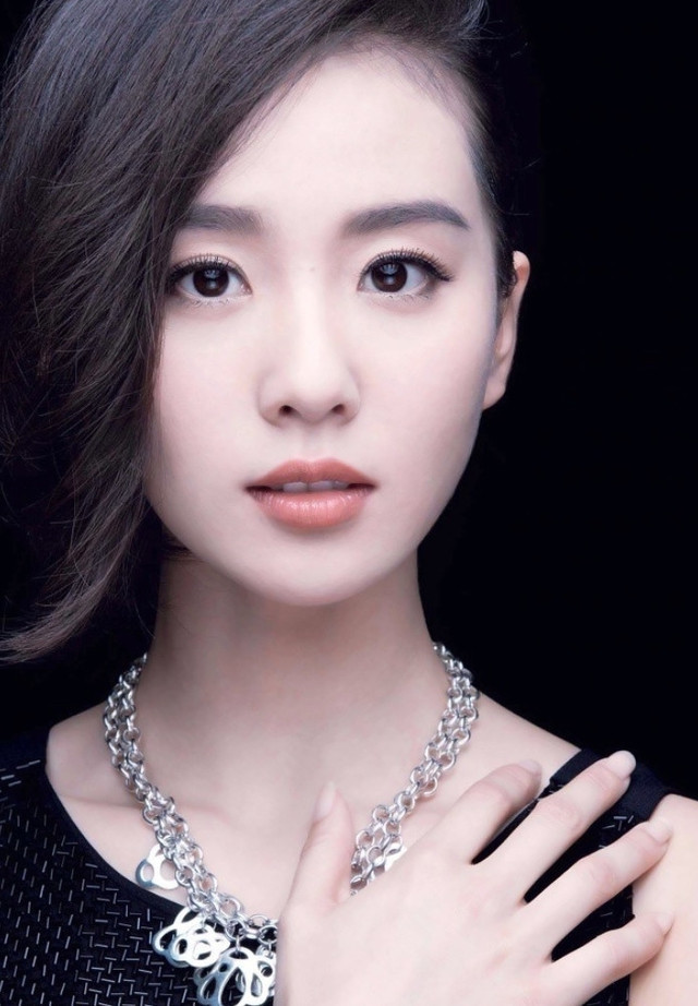 娱乐圈十大当红女星"性感唇"排名,李小璐第八,第一当之无愧!