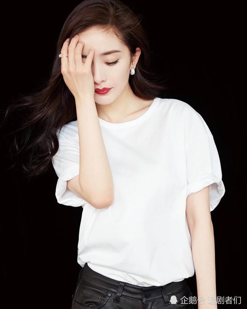 承受了多少诋毁,经受过多少风浪,杨幂是个值得