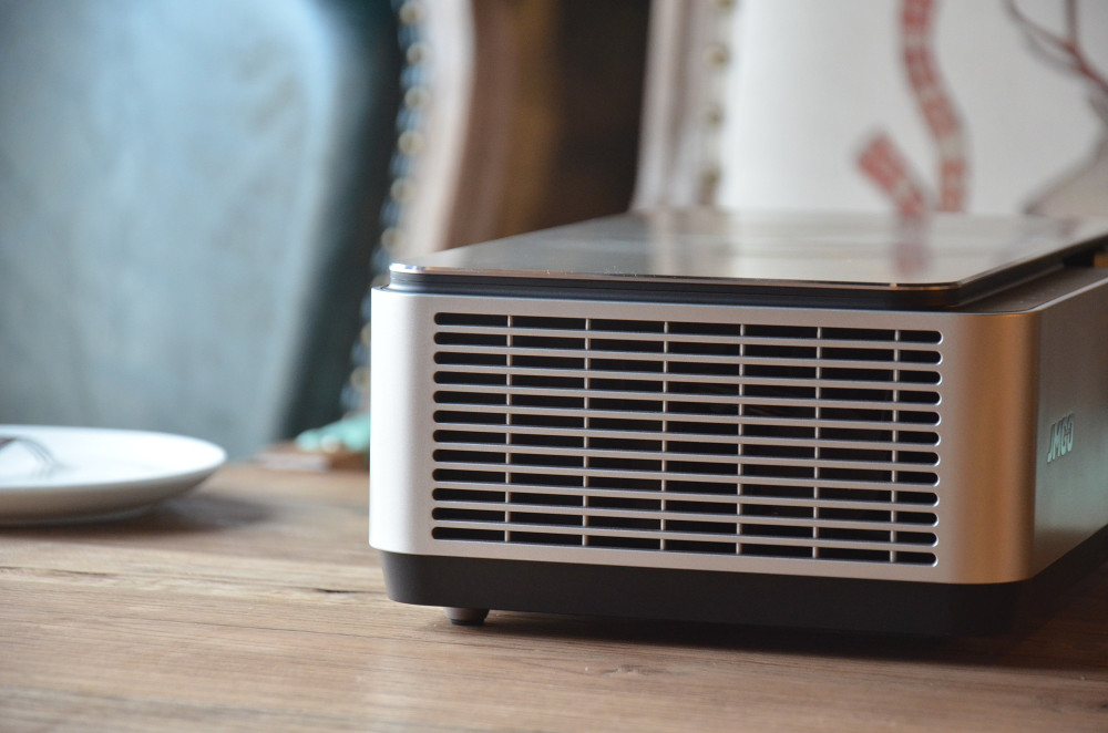 3500ANSI流明+安卓系统 坚果新品投影体验