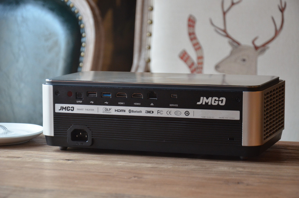 3500ANSI流明+安卓系统 坚果新品投影体验