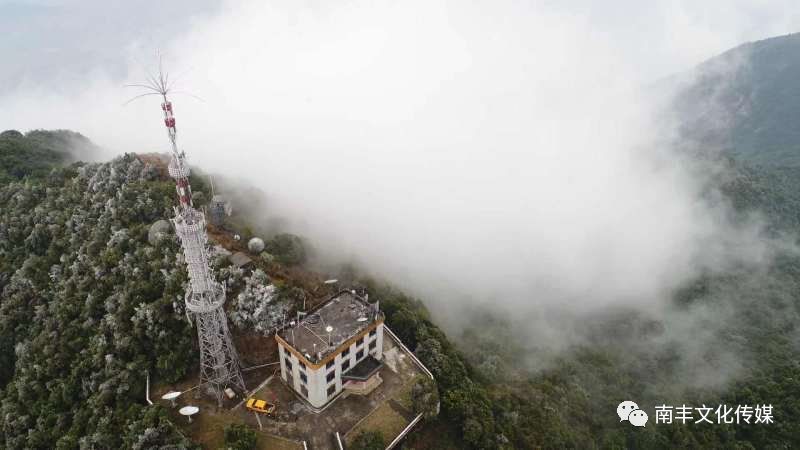 2018年封开第一场雪!封开麒麟山冰雪世界美极