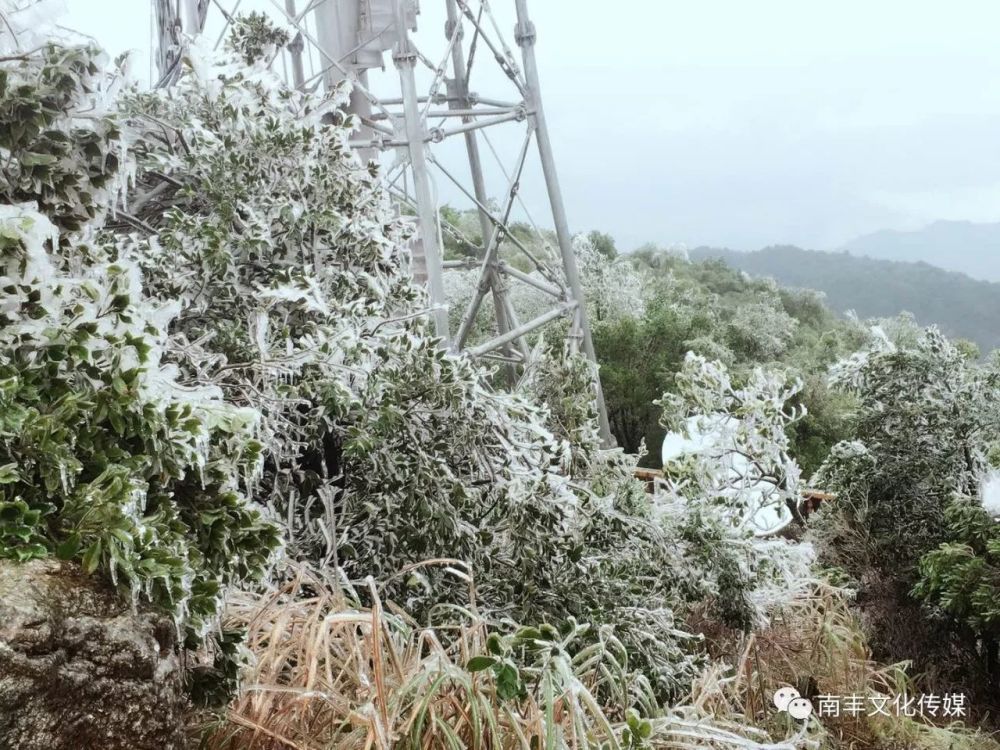 封开麒麟山冰雪世界美极了!