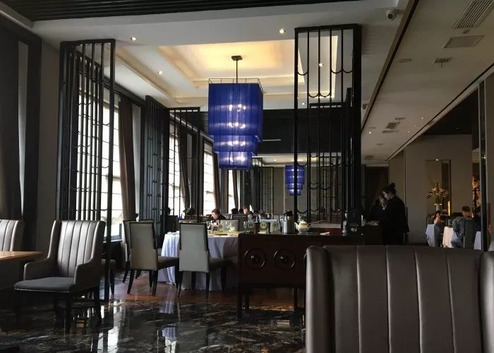 跑了6家餐厅,才在扬州找到这家高端大气还便宜的聚餐点