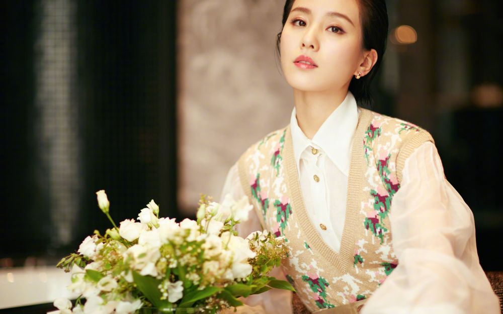 这个神似刘诗诗的90后小花火了,颜值高,演技好