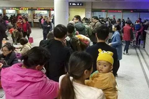 儿科停诊了,因为医生都病倒了!这波流感为何如