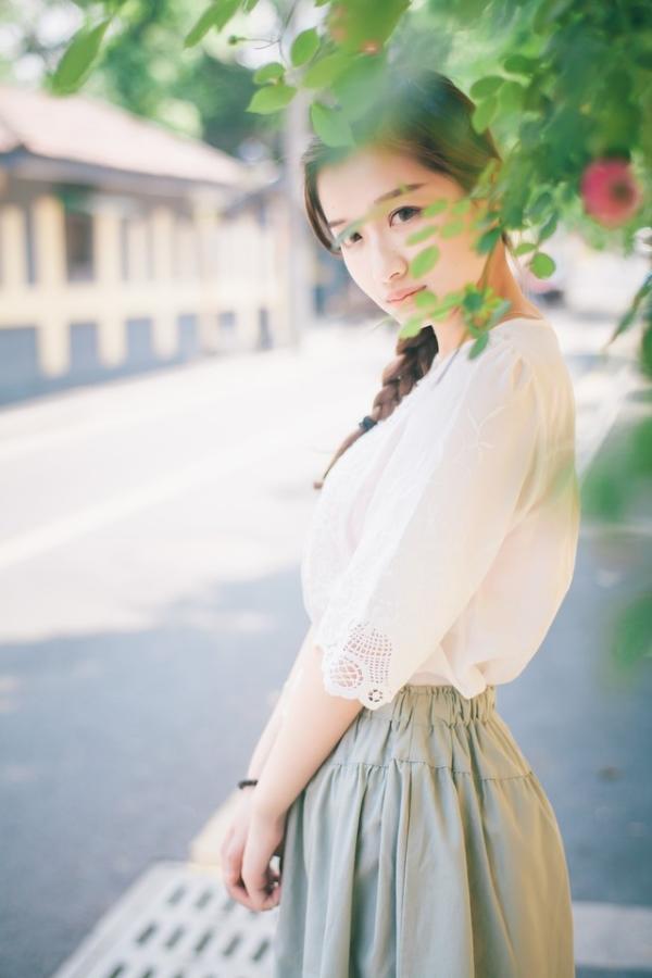 迷人的风景总会让人流连忘返,小清新女生唯美风景写真