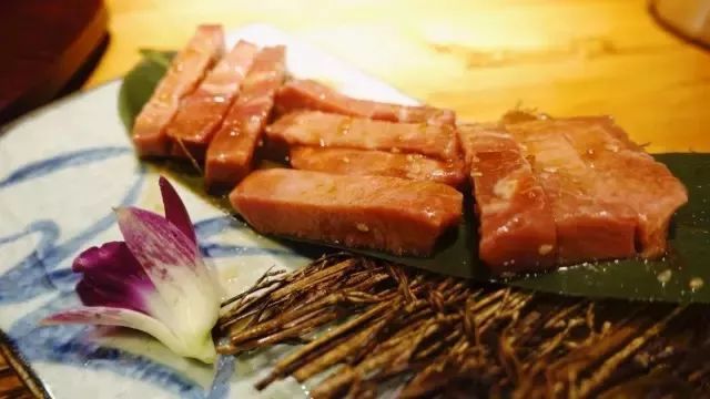 不如顺应自然的召唤,今晚吃烤肉吧