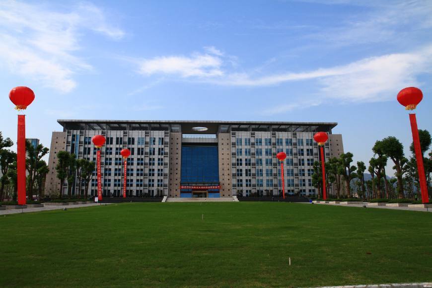大学城里到底有多少所大学,你真的知道吗?
