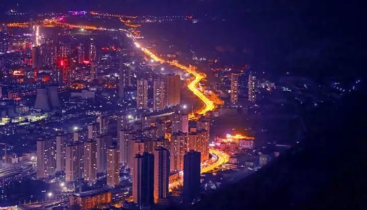 去兰山三台阁看夜景