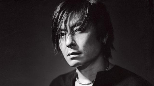 王杰作为歌坛的浪子其实有颗坚强心，懂他的人才知道！