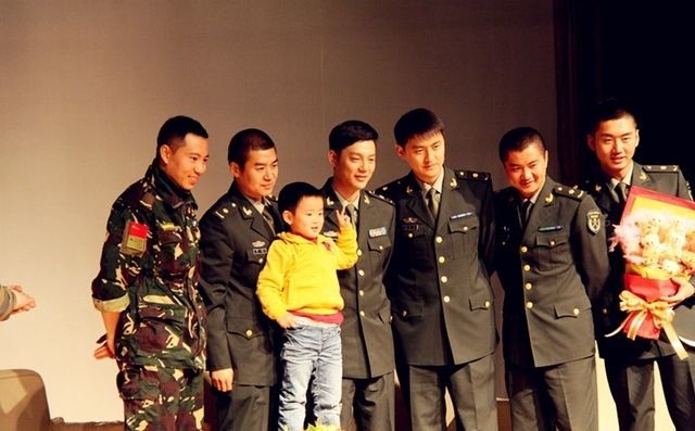 何达和孙焱结婚照片