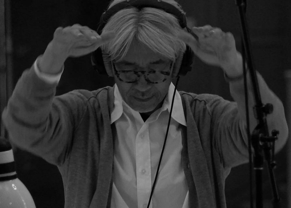 参考阅读:自传《音乐即自由》 参考观看:《末代皇帝》,《坂本龙一的