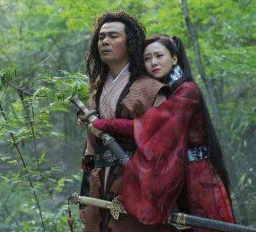 一把年纪演少女,闫妮被点赞,林心如被吐槽,只有