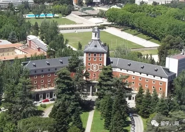 没有毕业,如何申请马德里康普大学研究生