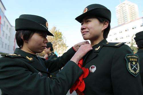 为什么退伍女兵找工作比男兵困难?备役军人现