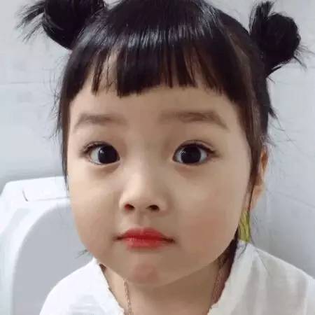 火遍中国的韩国小女孩,这个表情包你一定认得!