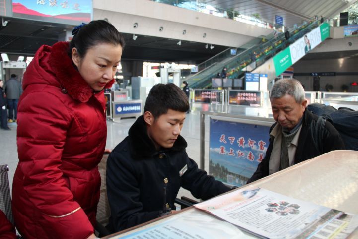 "感动兰铁2017年度十大人物"颁奖掠影,向身边的榜样致敬!