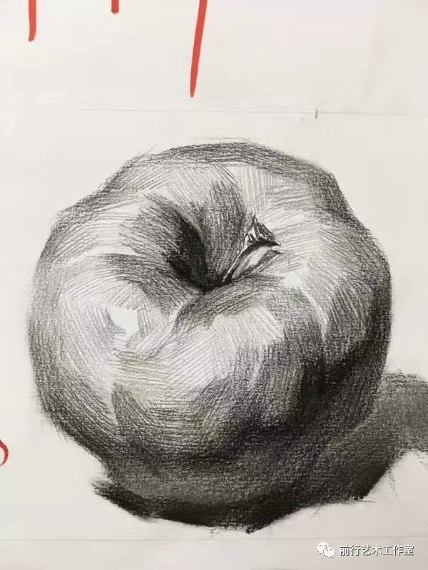 素描静物—苹果的画法