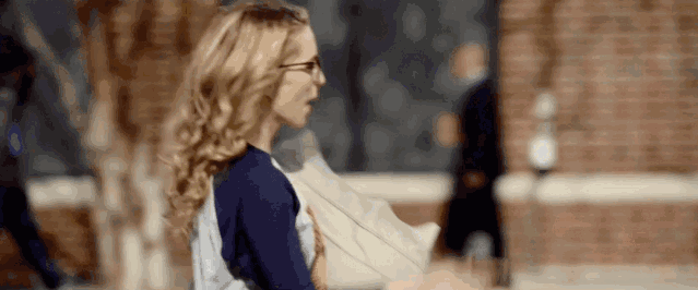 我们最美校花第一个不服!