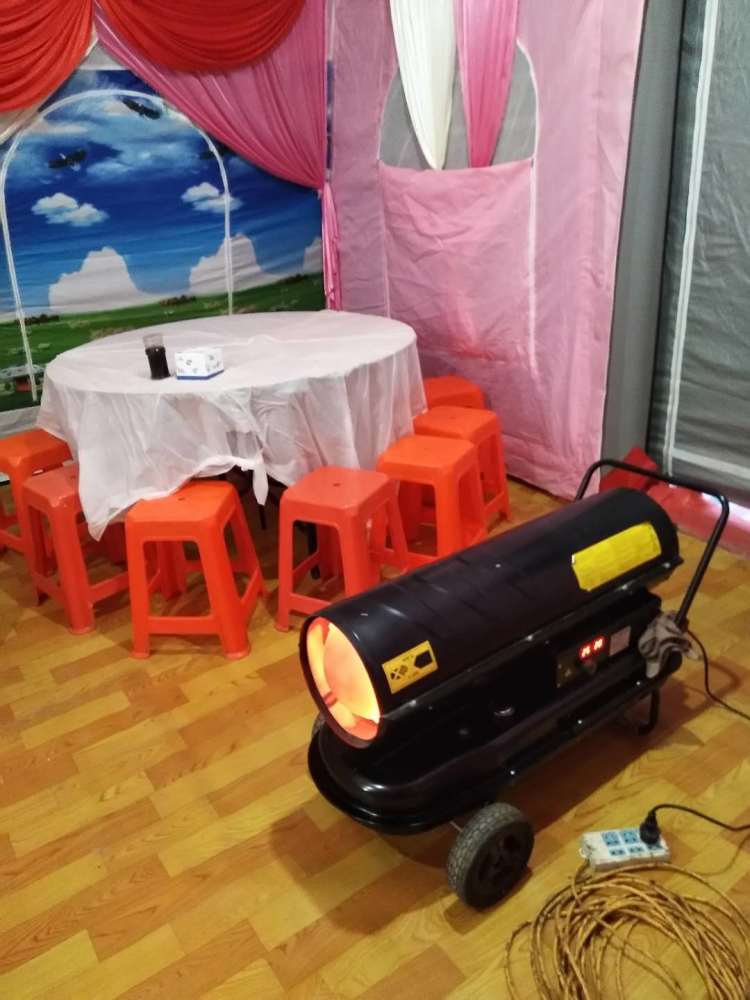 小伙开移动饭店,年入百万、买四辆车分单双号